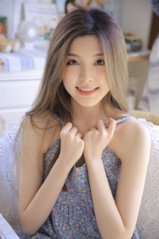 变成黑皮辣妹后跟朋友做了无增删星辰