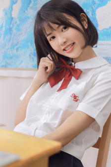主角阿峰大学毕业到修理厂当学徒